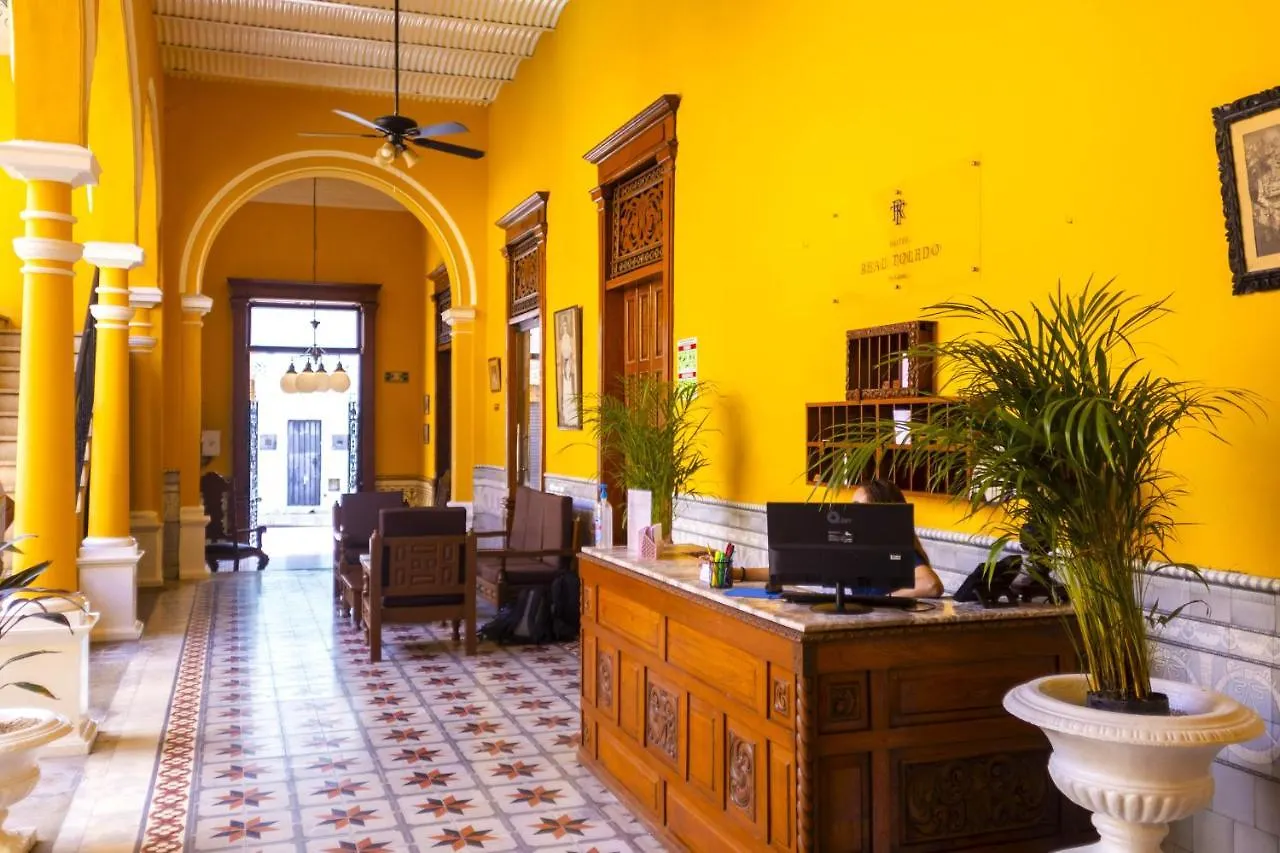 Hotel Real Toledo By Kavia Mérida Mexique