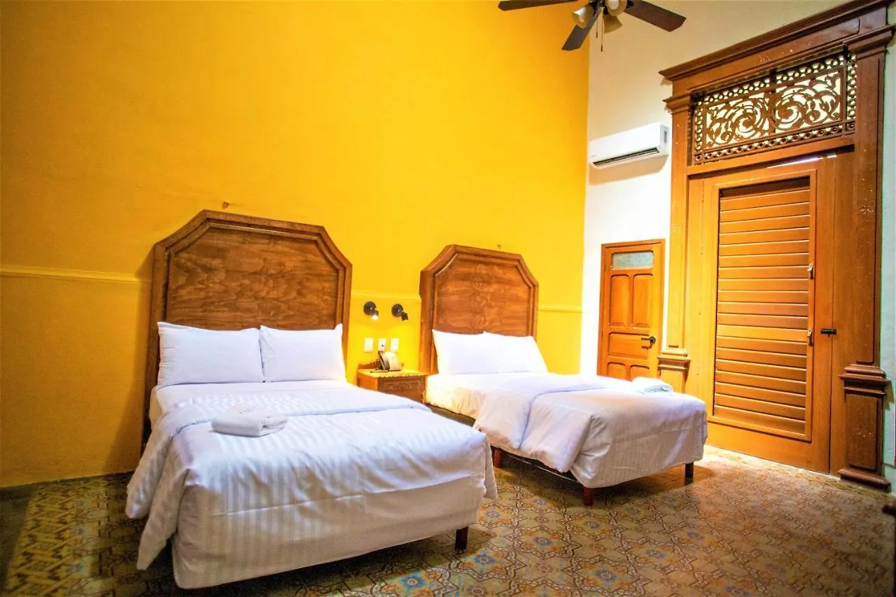 Hotel Real Toledo By Kavia Merida
