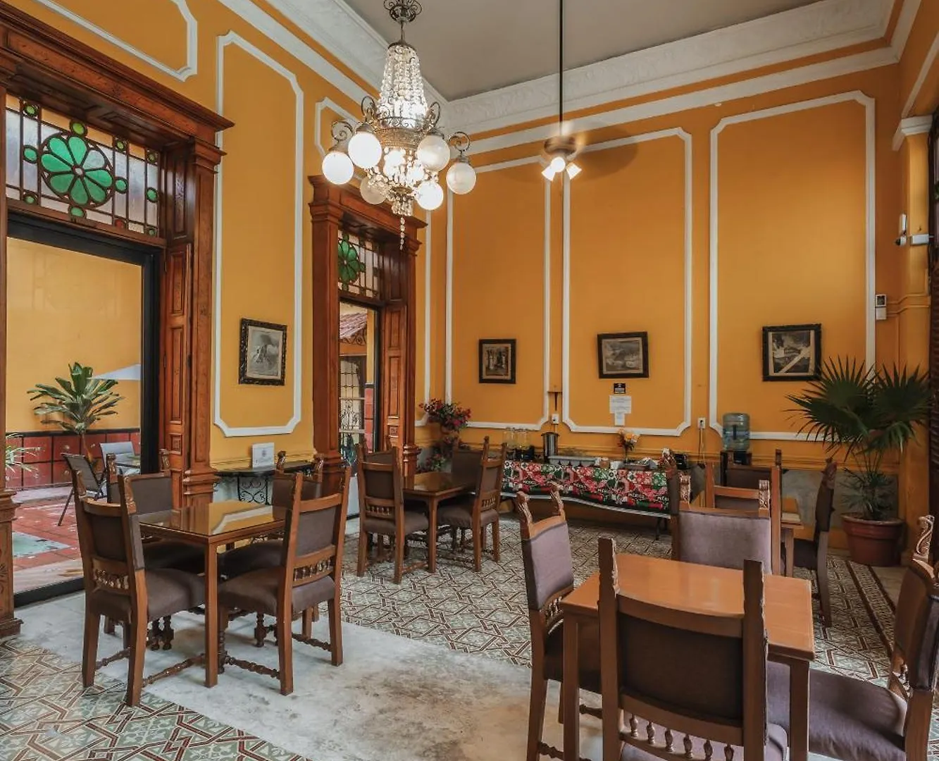 Hotel Real Toledo By Kavia Merida