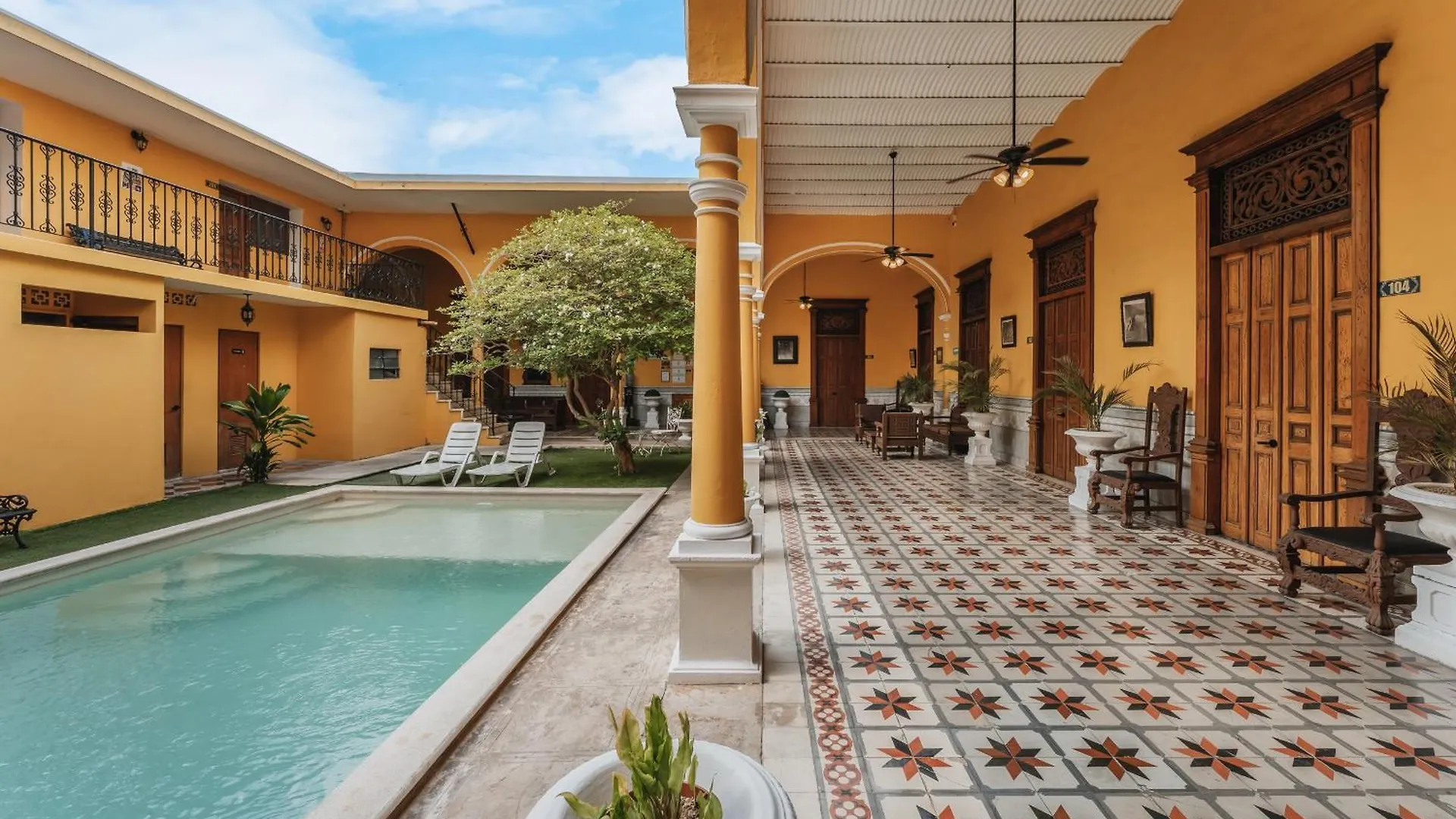 Hotel Real Toledo By Kavia Mérida México